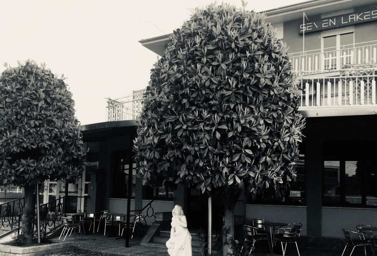 7 Lakes Aparthotel Burolo Kültér fotó