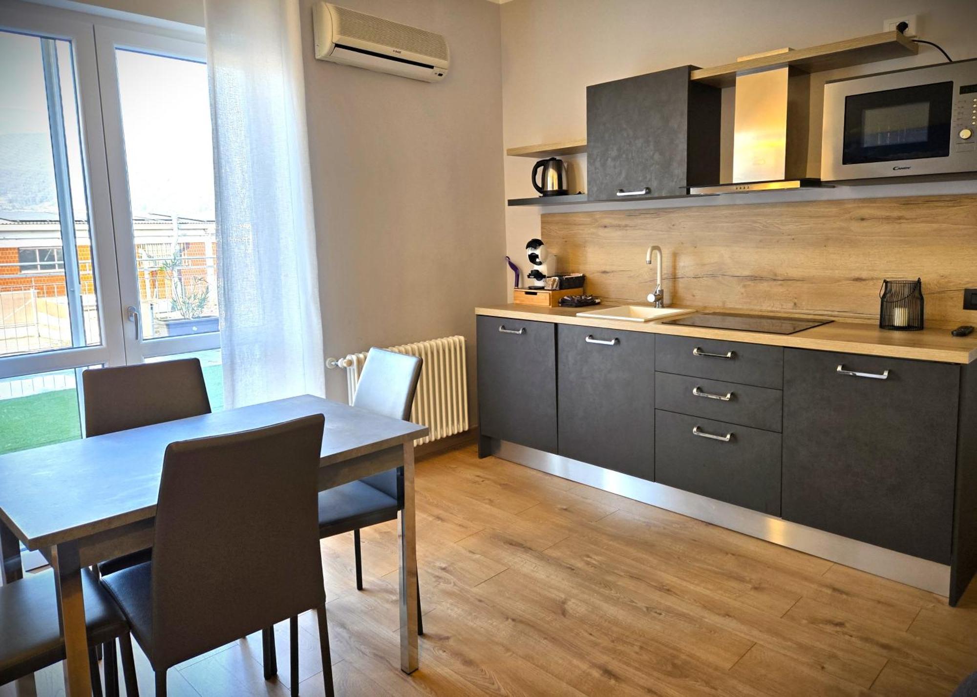 7 Lakes Aparthotel Burolo Kültér fotó